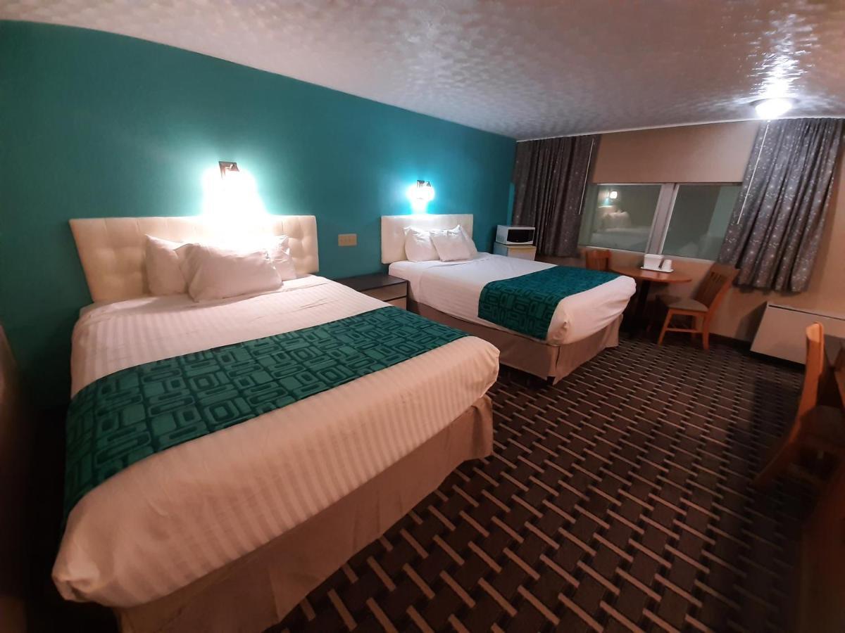 Howard Johnson by Wyndham Woodstock NB Zewnętrze zdjęcie